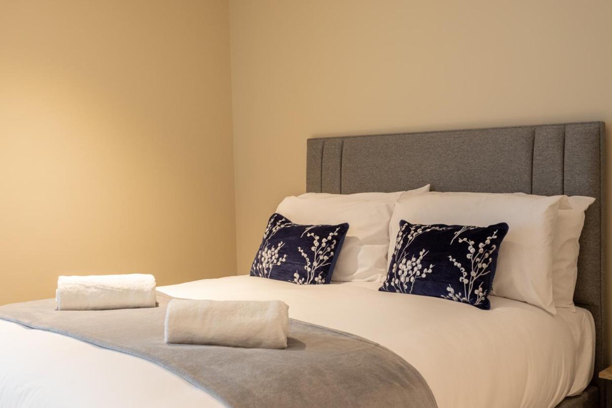 Luxury 2 Bedroom Apartment With Free Parking In The Heart Of York Exterior photo
