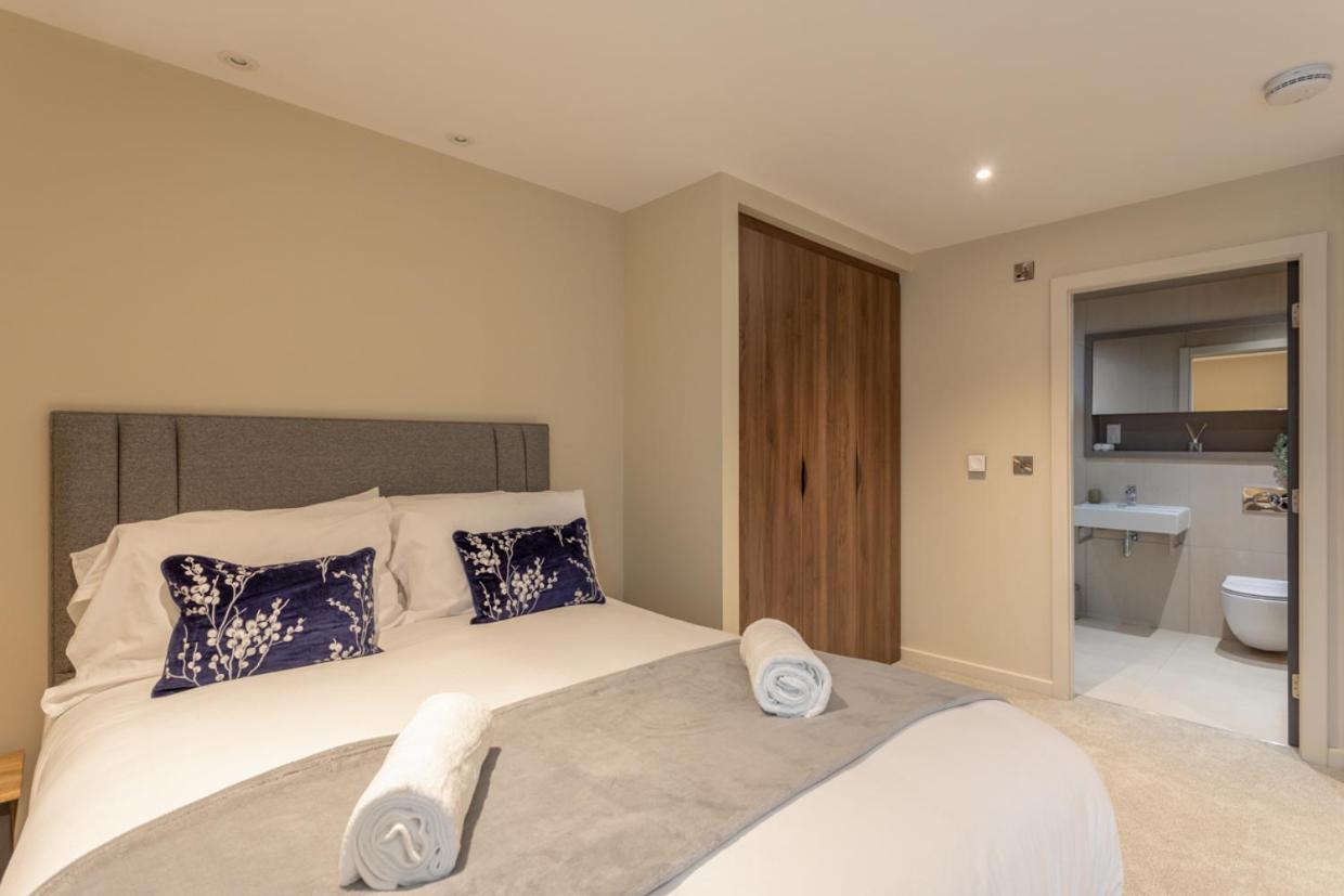 Luxury 2 Bedroom Apartment With Free Parking In The Heart Of York Exterior photo