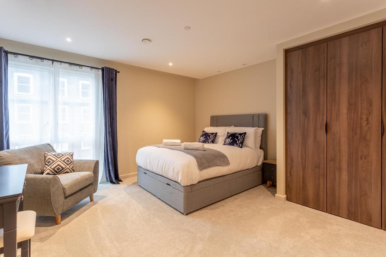 Luxury 2 Bedroom Apartment With Free Parking In The Heart Of York Exterior photo