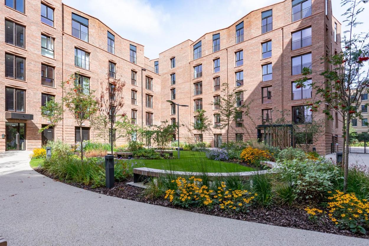 Luxury 2 Bedroom Apartment With Free Parking In The Heart Of York Exterior photo